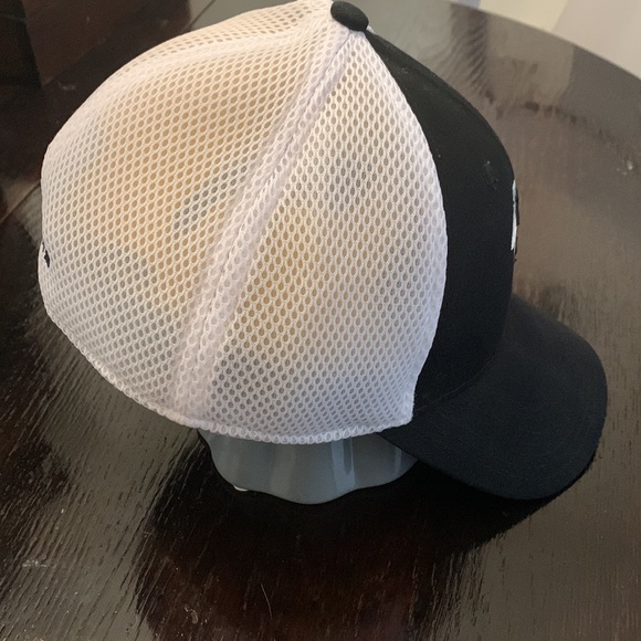 Atlanta Falcons fitted hat - Picture 4 of 6